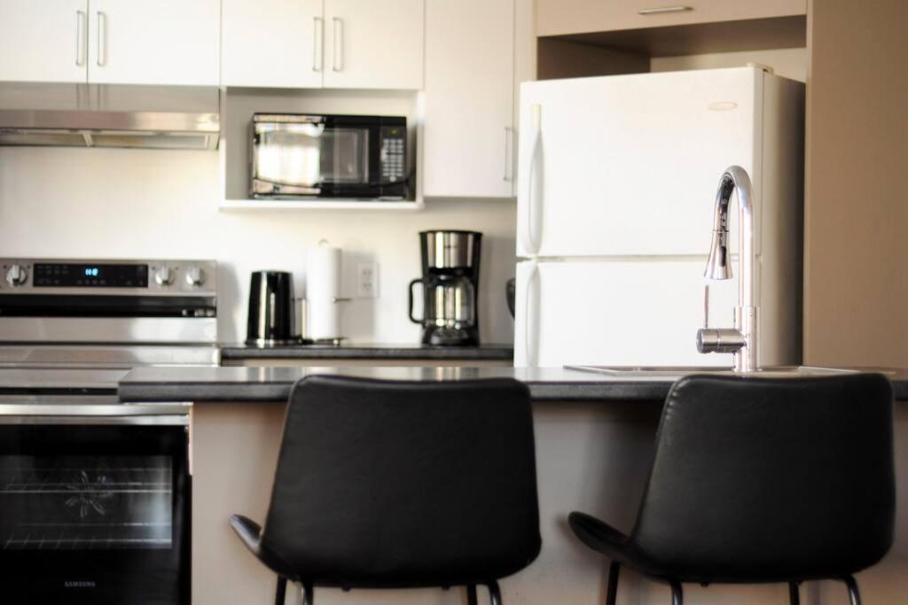 The 1810 - Spacious With Balcony - North Of Quebec Esterno foto